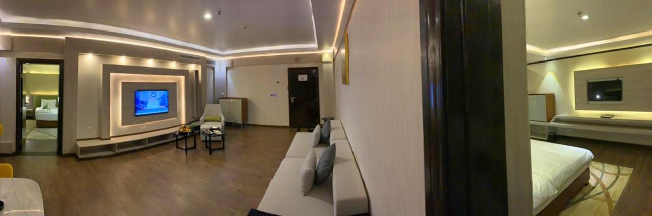 The District Hotel Najran Exterior foto