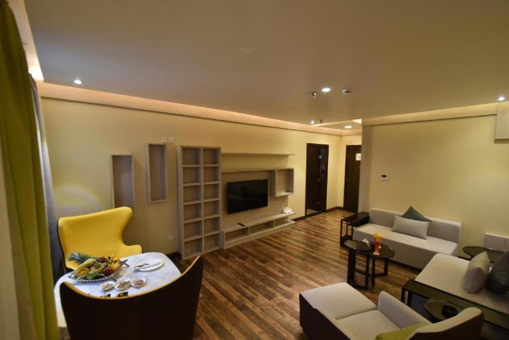 The District Hotel Najran Exterior foto